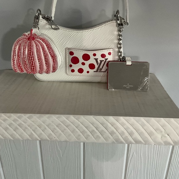 LOUIS VUITTON x Yayoi Kusama LVxYK Epi Marerini 2WAY - Picture 3 of 13